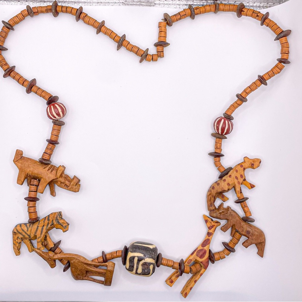Vintage African Safari Animal Hand Carved Wooden Beaded Necklace. 32 inch